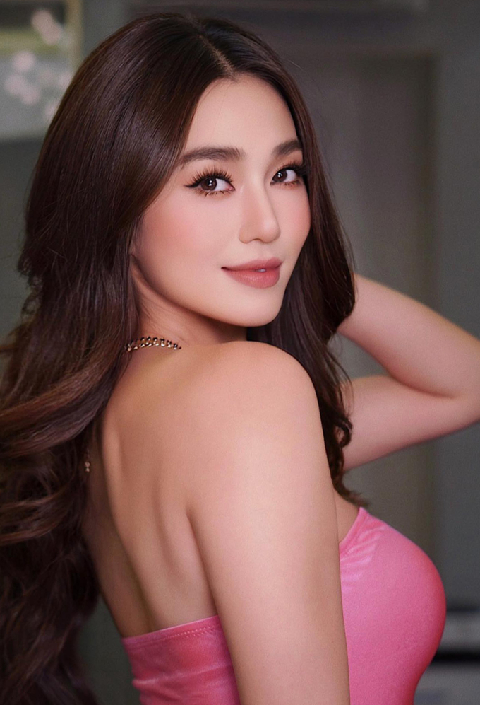 Diễn viên, người mẫu Khánh My.