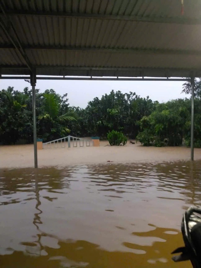 Bão số 1: Nước lụt tràn vào nhà dân, thủy điện thông báo xả lũ - 5