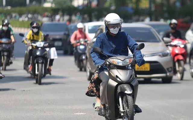Theo dự báo thời tiết, cả nước tiếp tục có nắng nóng chiều tối xuất hiện mưa dông. Ảnh minh họa: TL