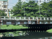 TP HCM: Phát hiện bé gái sơ sinh trong túi nilon ở khu vực cầu Chu Văn An