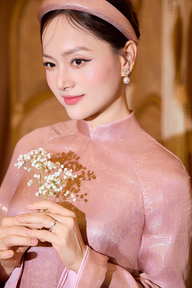 Diễn viên Lan Phương: amp;#34;Chồng từng không đồng cảm, tôi đơn độc trong sự kiệt quệamp;#34; - 5