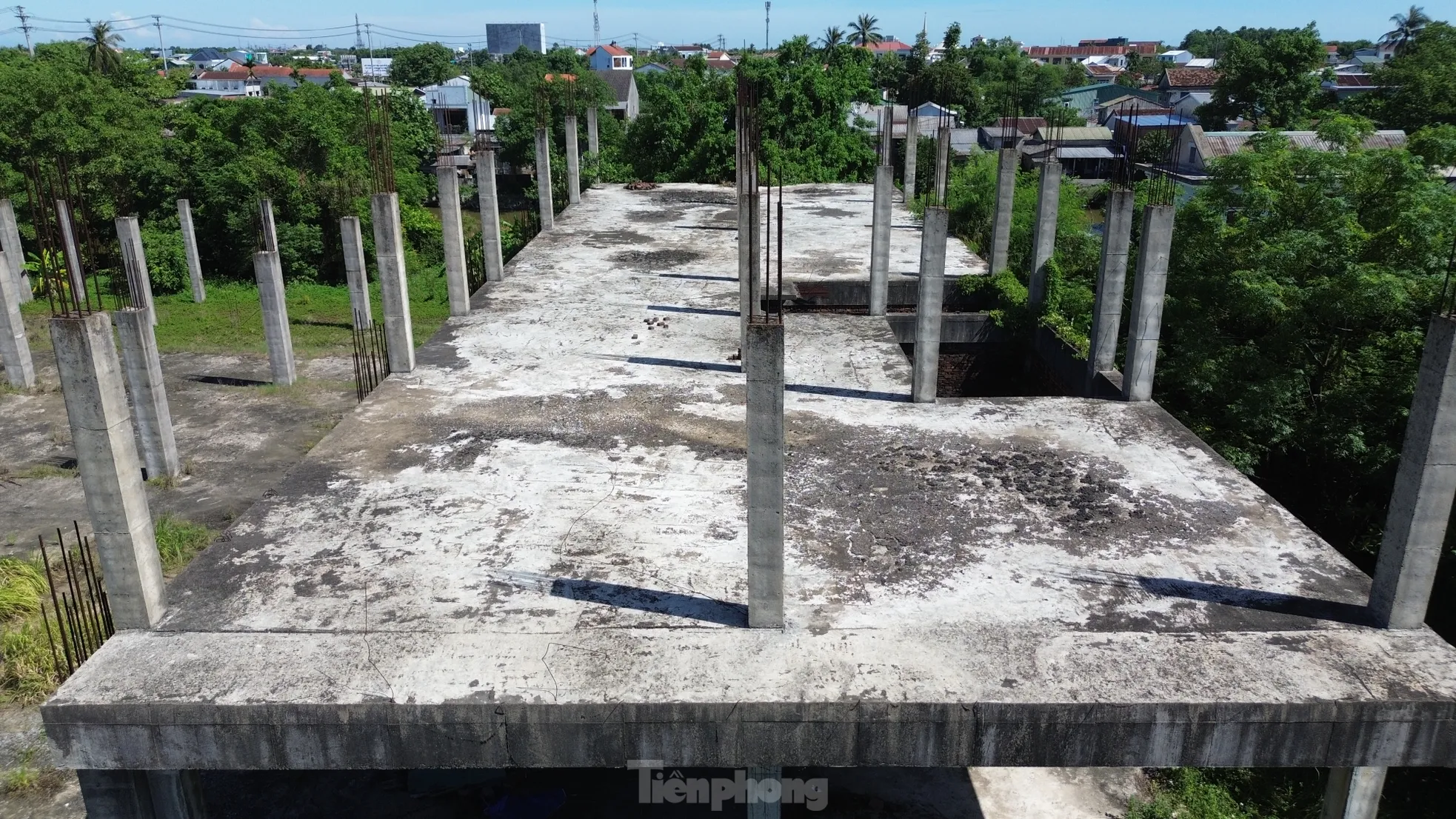 Sau 15 năm dự án khu thương mại giữa trung tâm Huế vẫn thành bãi hoang - 11