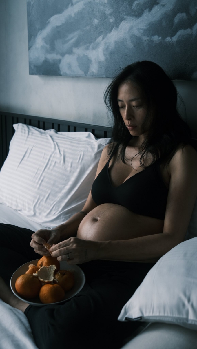 Ngô Thanh Vân in the late stages of her pregnancy