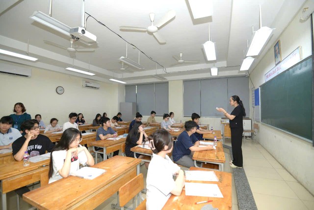 Kỳ thi tốt nghiệp THPT năm 2025 sẽ diễn ra vào các ngày 26 và 27/6.