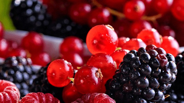 Nước ép quả mọng tốt cho người tăng huyết áp.
