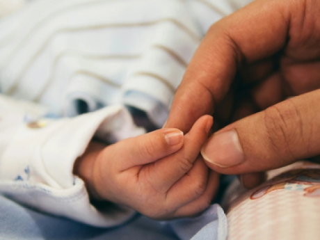 Vụ bé 3 tháng tuổi bị xâm hại: Kẻ xấu có thể đối mặt hình phạt nào?