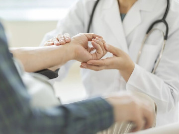 5 dấu hiệu đến từ bàn tay cho thấy phổi có thể không khỏe, người chủ quan thường dễ dàng bỏ qua