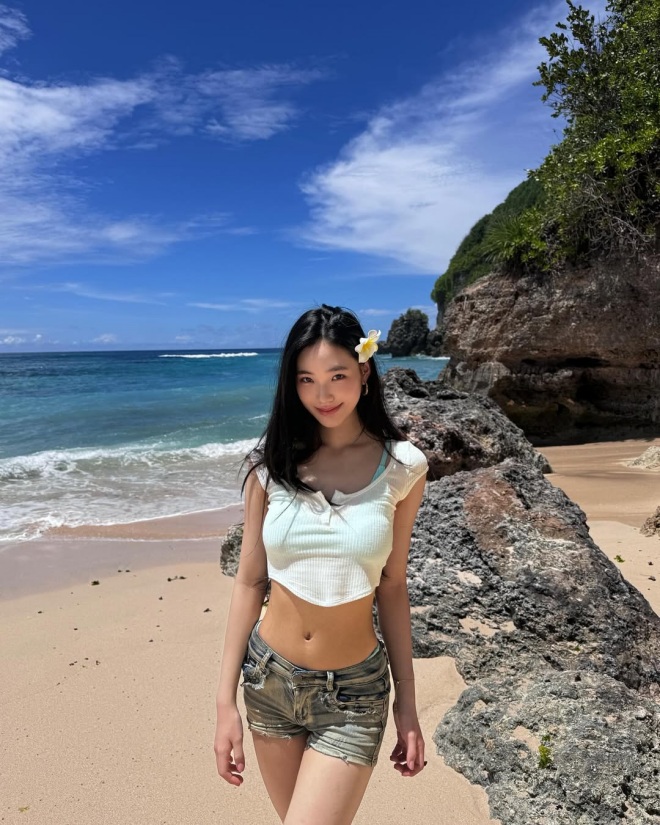 Cô bé có không ít các shoot hình khiến khán giả ấn tượng.