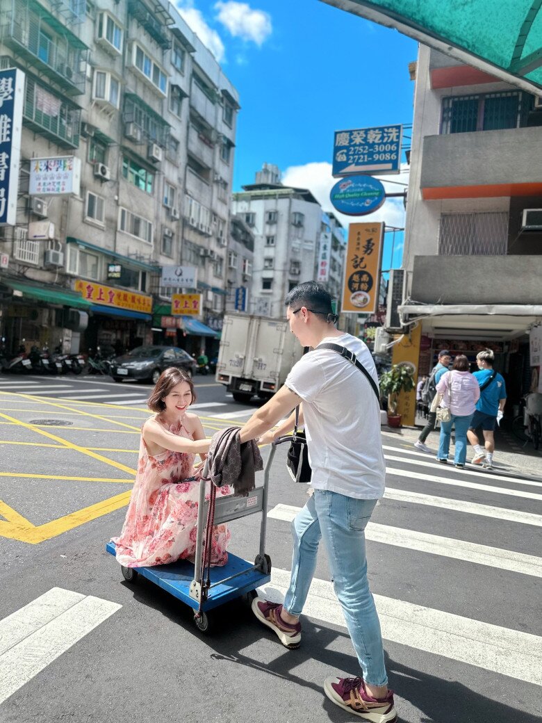 Sao Việt 24h: Hồ Ngọc Hà diện áo tắm đọ chân cùng con gái, Lisa 5 tuổi đã sở hữu amp;#34;cặp kiếm Nhậtamp;#34; đáng ngưỡng mộ - 14