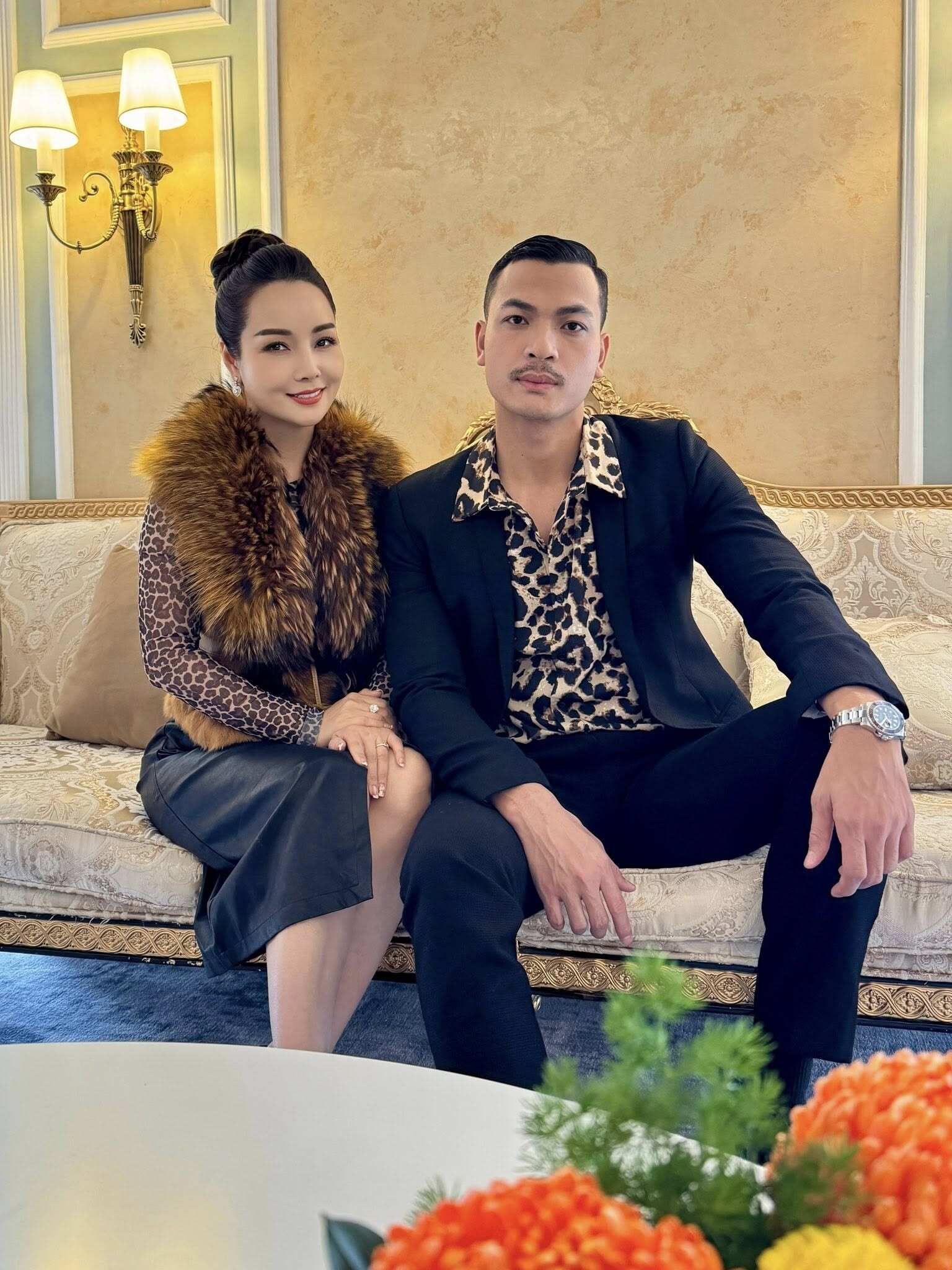 Trước đó Tuấn Trần - con trai bà Thúy (Mai Thu Huyền) - cũng là nhân vật nhận nhiều gạch đá từ dân mạng vì tạo hình không phù hợp.