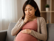 Bà bầu - Đang mang thai bỗng mối tình đầu nhắn “Anh là bố của đứa bé” khiến tôi hoang mang