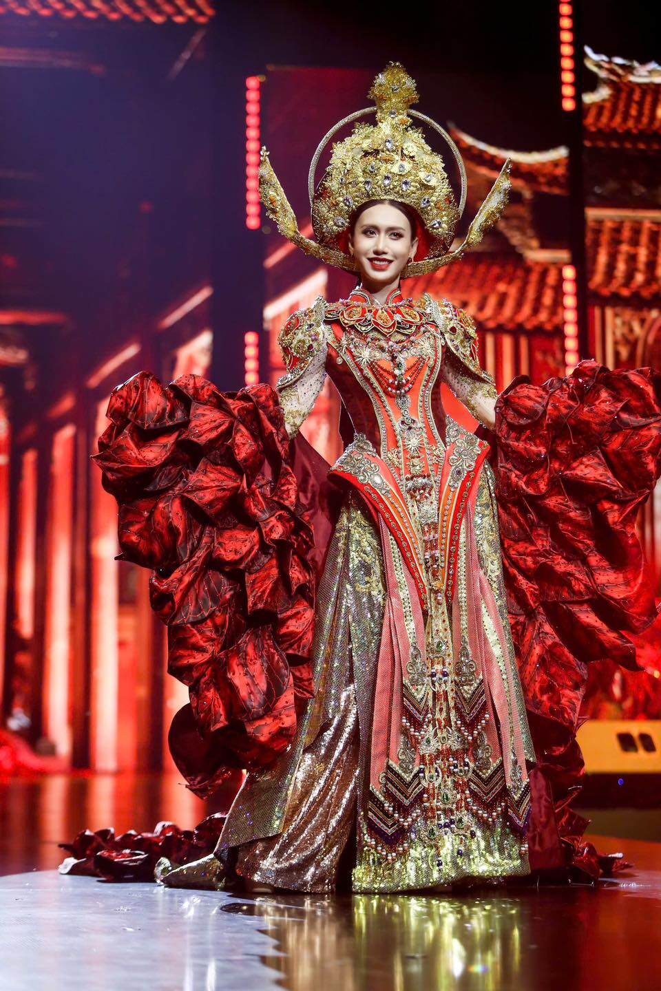 Lynk Lee là một mỹ nhân dung hoà cho chiếc vương miện nhất.