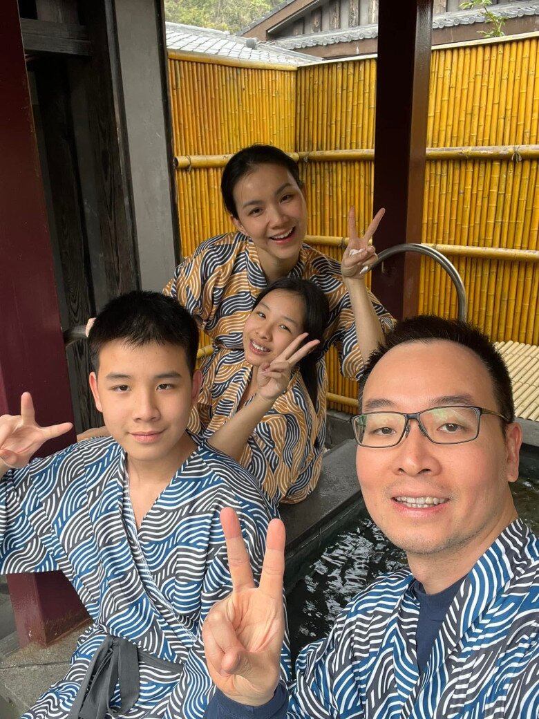 Ái nữ nhà Thuỳ Lâm được khen vừa xinh đẹp học giỏi lại có hình thể vượt trội so với độ tuổi 12.