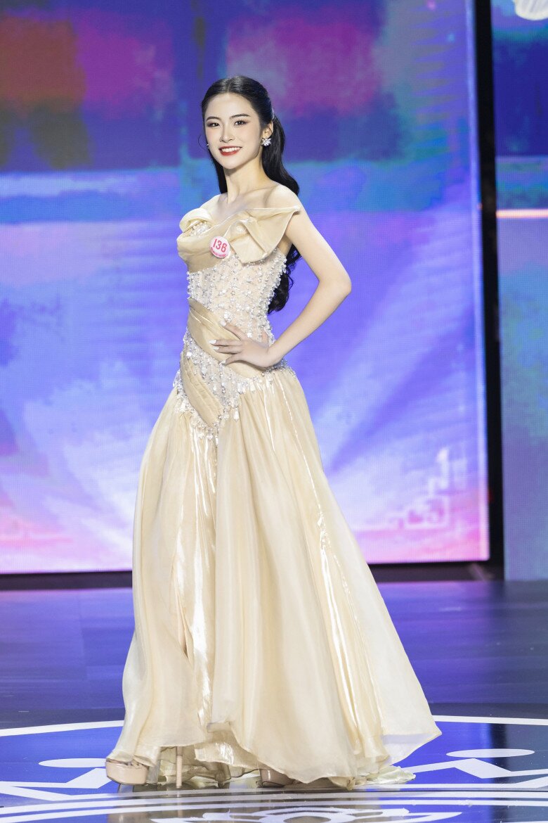 12. Thí sinh Phạm Thị Thanh Xuân, sinh năm 2005, TP Huế.