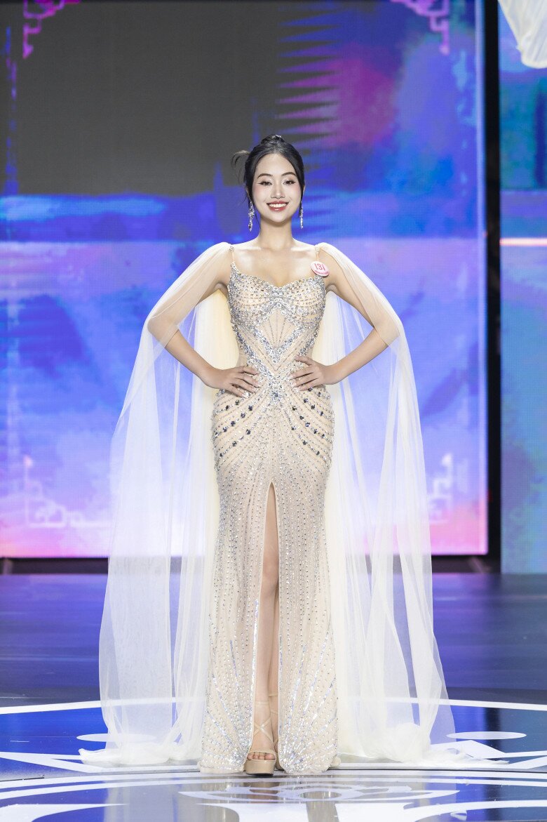 10. Thí sinh Nguyễn Mai Phương, sinh năm 2000, Yên Bái.