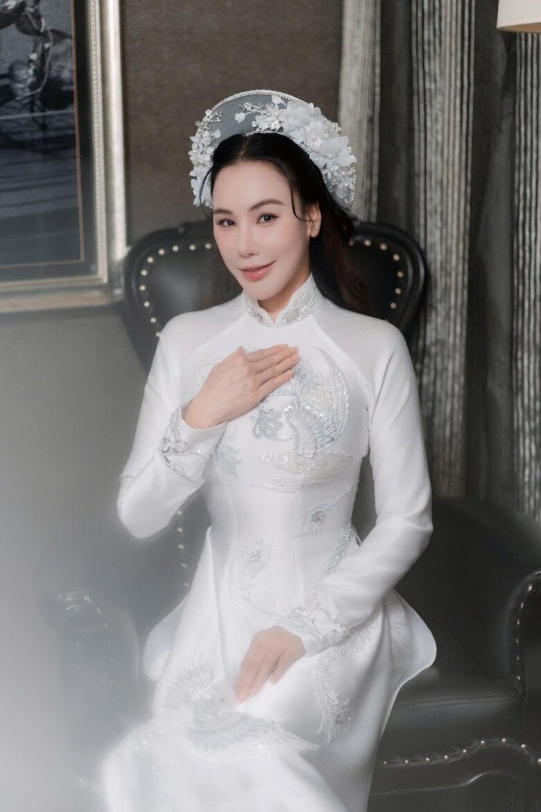 Chiếc áo dài đẹp mộng mơ.