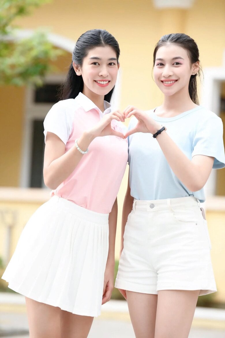 Sự tự tin, tri thức phải đi kèm với vẻ đẹp hình thể, nhan sắc gương mặt...
