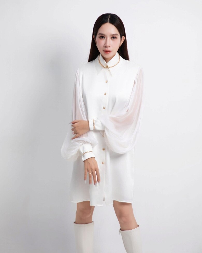 Minh Hà hướng đến vẻ đẹp hiện đại, bà mẹ năng động và tươi mới.