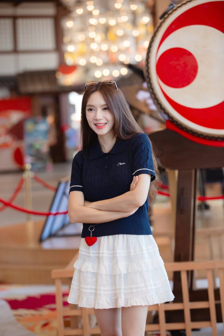 Mỹ nhân được khen lão hoá ngược vì ngày càng trẻ đẹp.