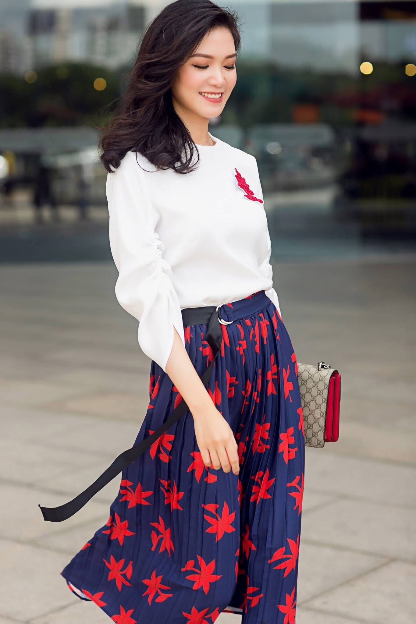 Hoa hậu Việt Nam 2008 cũng từng khước từ lời đề nghi tham dự Miss World năm 2009 vì cho rằng Hương Giang phù hợp và nhiều kinh nghiệm dự thi hơn. 