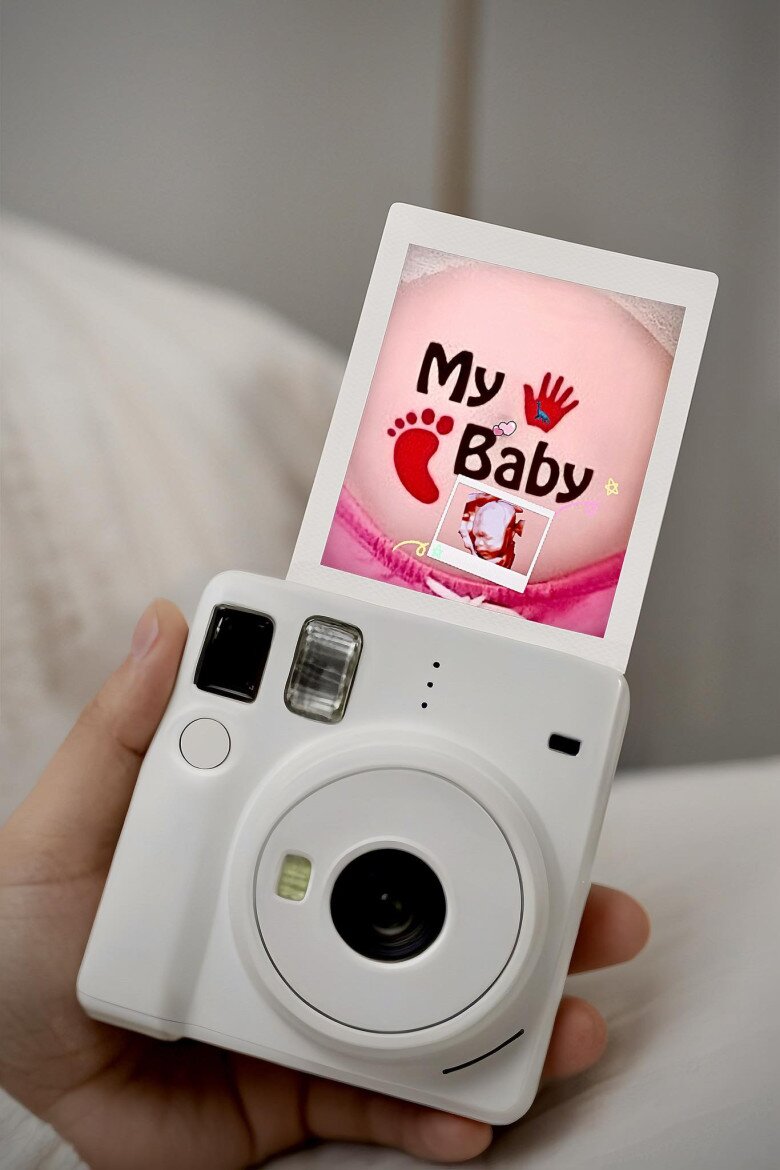 Nữ ca sĩ thấy diệu kỳ khi mang trong mình sinh linh bé nhỏ.
