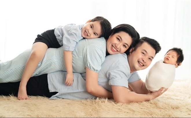 Gia đình hạnh phúc của nữ diễn viên sau 10 năm cưới.