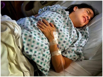 Bà bầu nghe lời mẹ chồng uống thuốc dân gian, kết quả nhận về "toát mồ hôi hột"