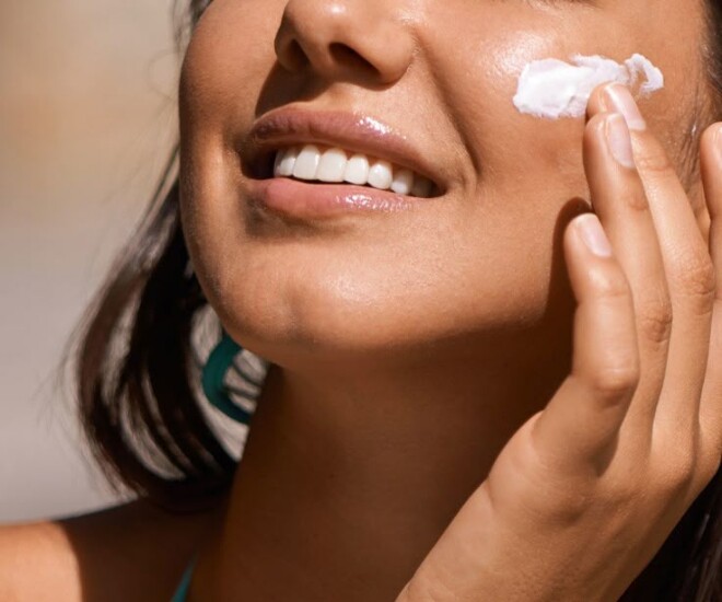 Kem chống nắng nếu được bôi không đúng cách sẽ dễ dẫn đến mất dần collagen trong da mà chị em không hay biết