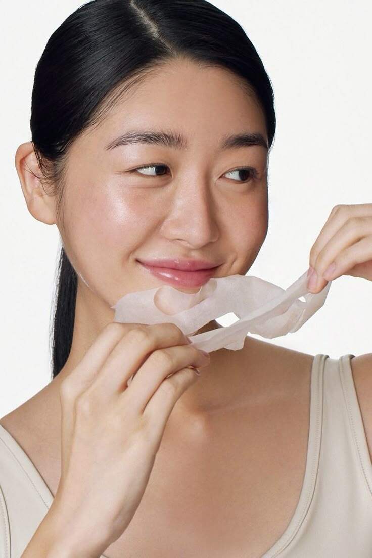 Mặt nạ có chứa BHA là lựa chọn đáng cân nhắc cho làn da dầu, dễ nổi mụn hoặc bít tắc lỗ chân lông.