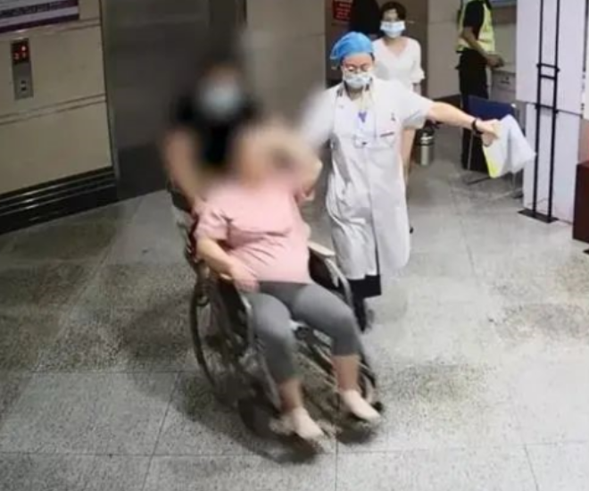Thai phụ nhập viện trong tình trạng nguy kịch.