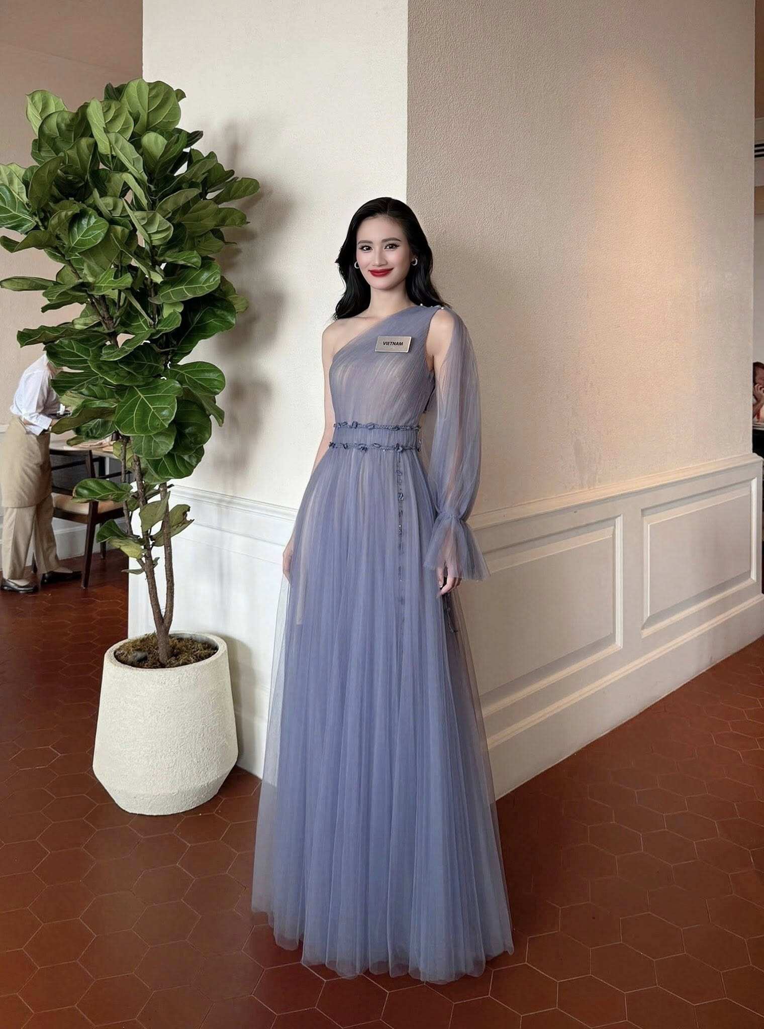 Thua thứ hạng nhưng Hoa hậu Ý Nhi thắng lớn vì đã làm được điều này ở Miss World 2025? - 4