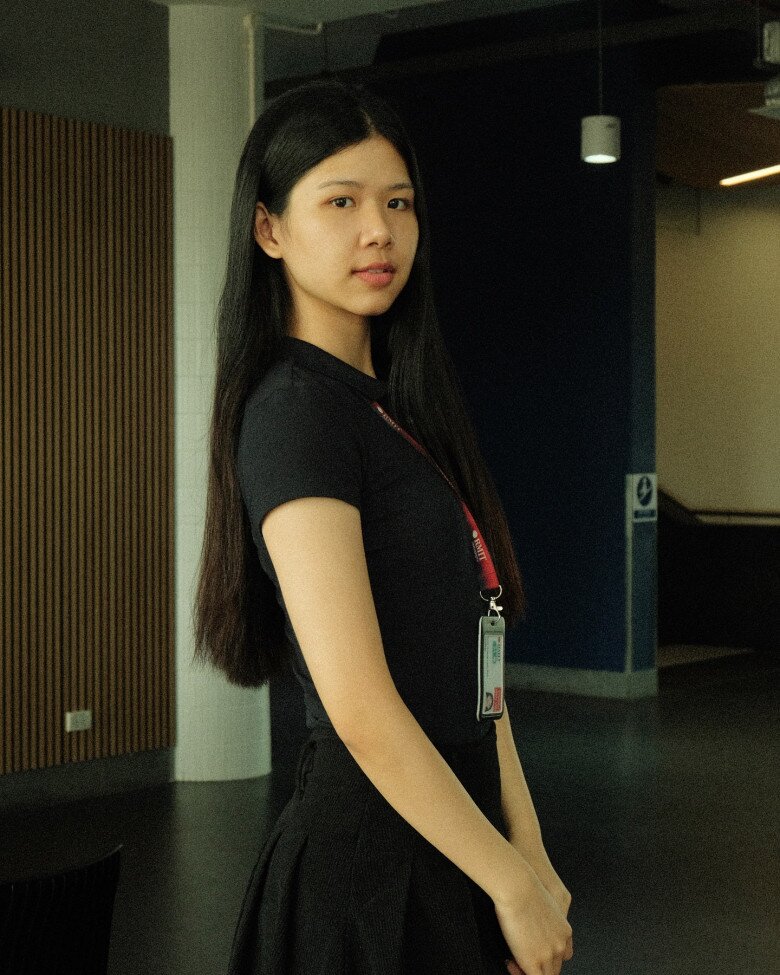 Gương mặt mộc mạc của Linh Đan với những đường nét hài hòa.