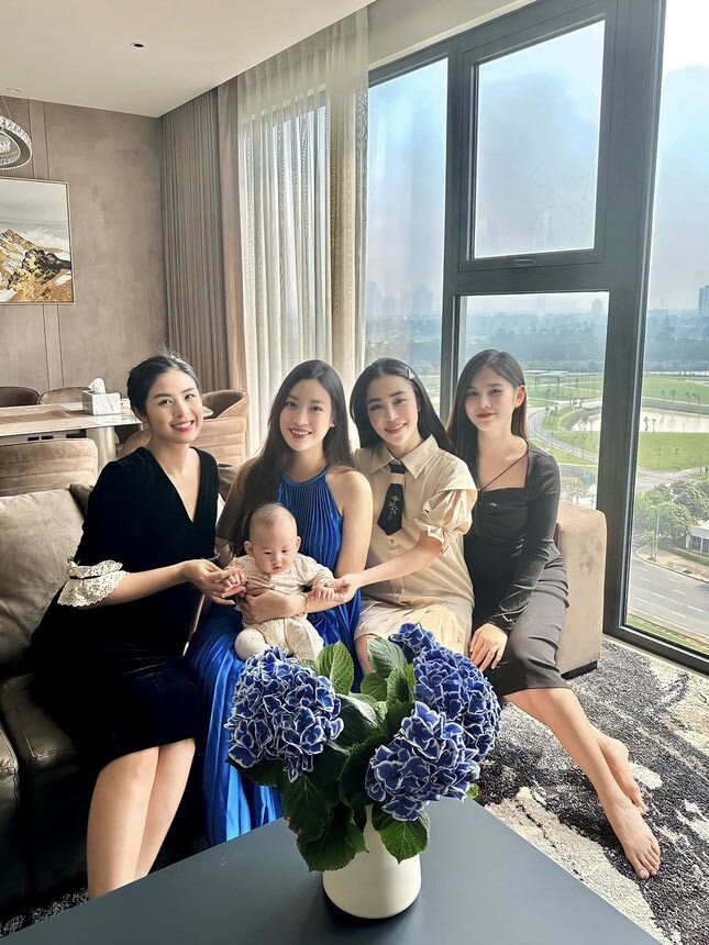 Sao Việt mặc lại đồ cũ khi bầu bí vẫn amp;#34;chặt chémamp;#34;: Bí kíp phối đồ đẹp miễn chê, tiết kiệm tiền triệu cho mẹ bầu sành điệu - 6