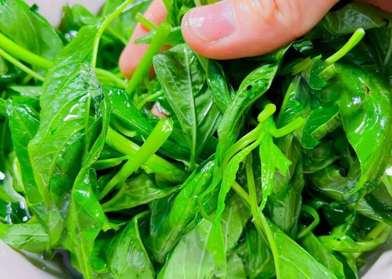 3 loại rau này được mệnh danh là “rau bổ xương tự nhiên”, nên ăn thường xuyên hơn để chân tay khỏe mạnh, xào hay chiên đều ngon - 7