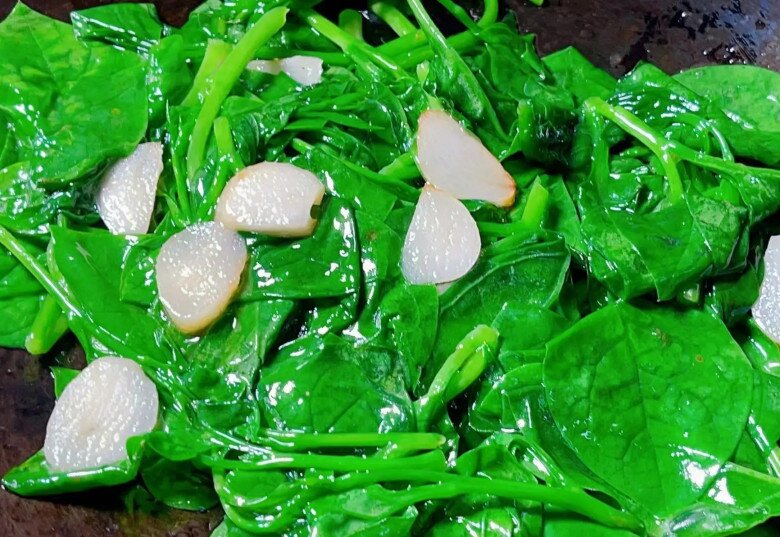 3 loại rau này được mệnh danh là “rau bổ xương tự nhiên”, nên ăn thường xuyên hơn để chân tay khỏe mạnh, xào hay chiên đều ngon - 2