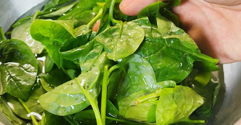 3 loại rau này được mệnh danh là “rau bổ xương tự nhiên”, nên ăn thường xuyên hơn để chân tay khỏe mạnh, xào hay chiên đều ngon - 1