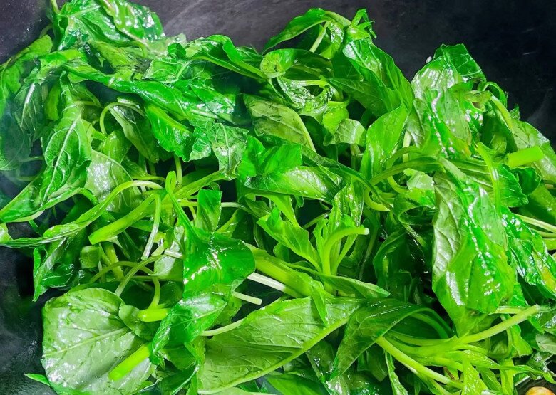 3 loại rau này được mệnh danh là “rau bổ xương tự nhiên”, nên ăn thường xuyên hơn để chân tay khỏe mạnh, xào hay chiên đều ngon - 8