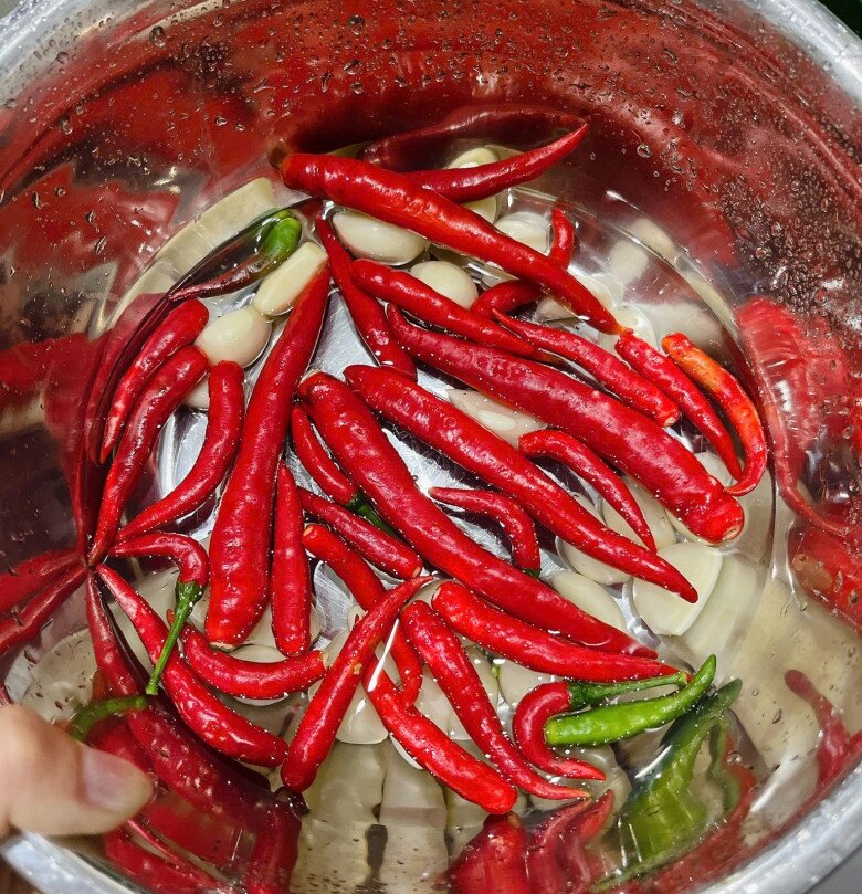 Cách làm sấu ngâm mắm giòn ngon, chua cay mặn ngọt, không sợ nổi váng cho bữa cơm hè thêm hấp dẫn - 4