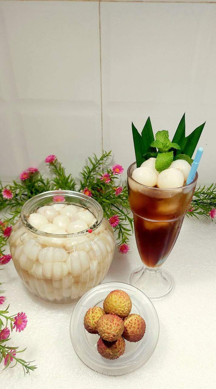 Cách làm vải ngâm thơm ngon để dành pha trà vải cực thích, mát lạnh giải nhiệt ngày hè - 5