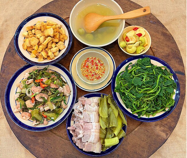 Bữa cơm tối nay quá hợp để lai rai ngày hè.