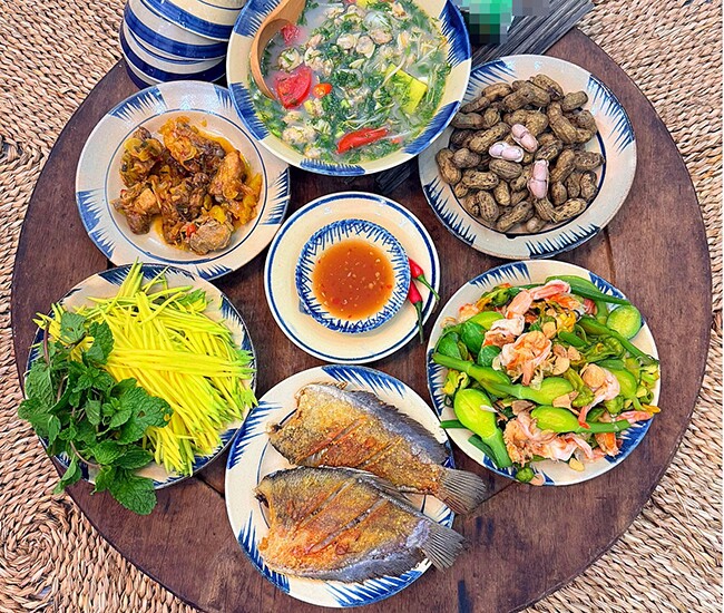 Cơm chiều ngon thế này ai nỡ chối từ!