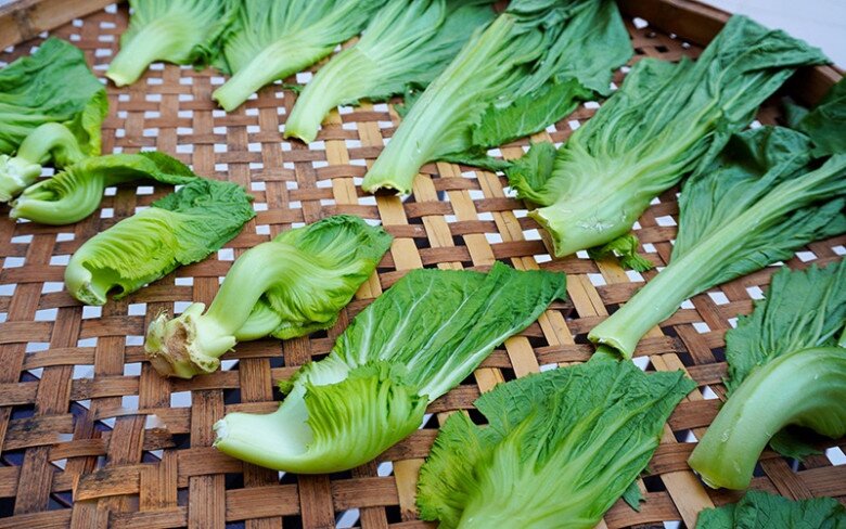 Loại lá này có canxi gấp 8 lần cá, ai cũng coi là thứ bình dân nào ngờ bổ dưỡng thế, đem làm món quốc dân này nhà nào cũng mê - 3