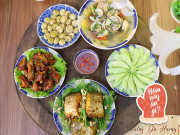 Bếp Eva - Hôm nay nấu gì: Sườn xào - cá nướng - canh ngao chua mát, nghe thôi đã thấy đói!