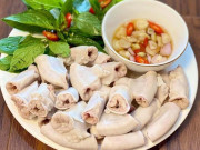 Bếp Eva - Luộc lòng lợn chỉ cần cho 1 loại gia vị này đảm bảo lòng trắng phau, giòn sần sật, mùa hè tha hồ nhậu lai rai
