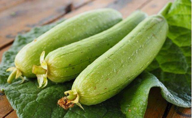 Mua mướp, người thông minh thấy không có thứ này trên vỏ hiểu ngay là quả đã hái lâu ngày, biết lý do tôi liền làm theo - 4