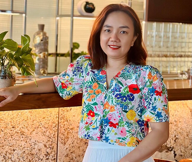 Chị Loan Võ.