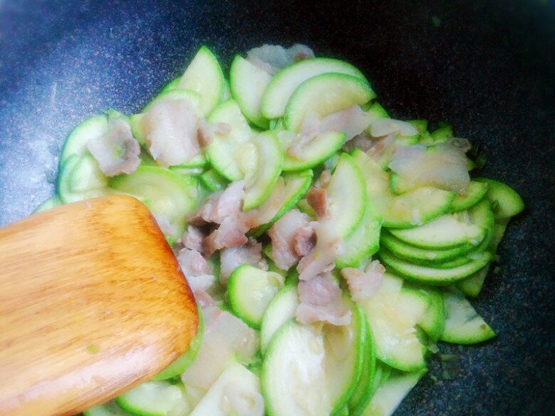 Quả này rẻ nhưng là kho dinh dưỡng thiên nhiên, xào với thịt vừa ngon lại bổ dưỡng, trôi cơm - 8