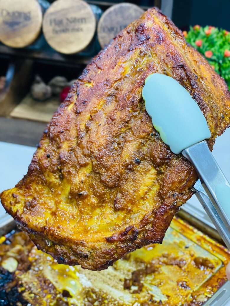 Sườn nướng tảng ngũ vị cực dễ làm mà ngon miệng, thơm nức ai ăn cũng thích - 5