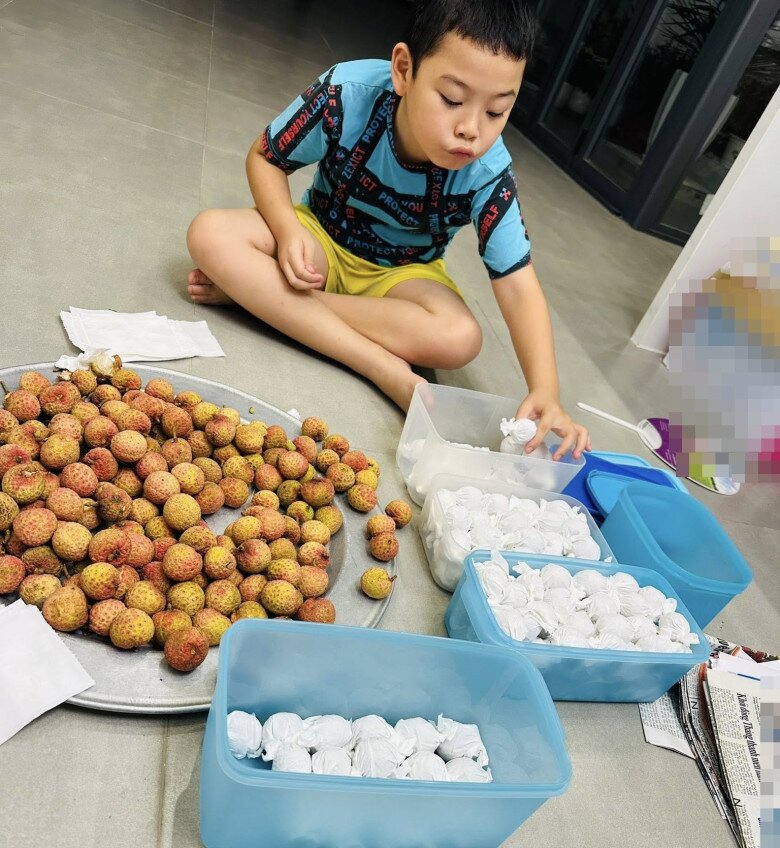 Vải mua về vài hôm là thâm vỏ, học mẹ đảm làm theo cách này để cả tháng vẫn tươi ngon, thích ăn là có - 5