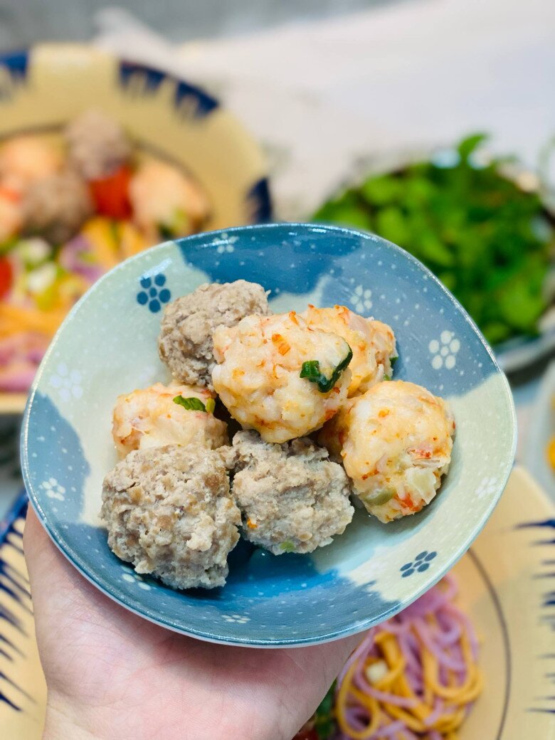 Vét tủ lạnh: Nhà còn ít tôm, thịt đem nấu ngay thành món này được bữa ăn đổi gió, chẳng cần đến cơm - 7